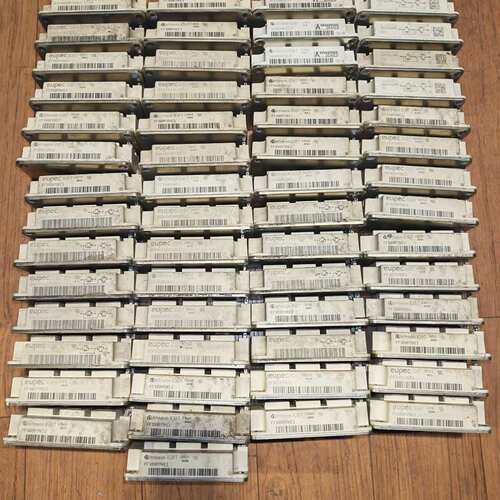 议价FF300R17KE3 FF300R12KT3 BSM300GB120DLC 2A300HB12C2F包好