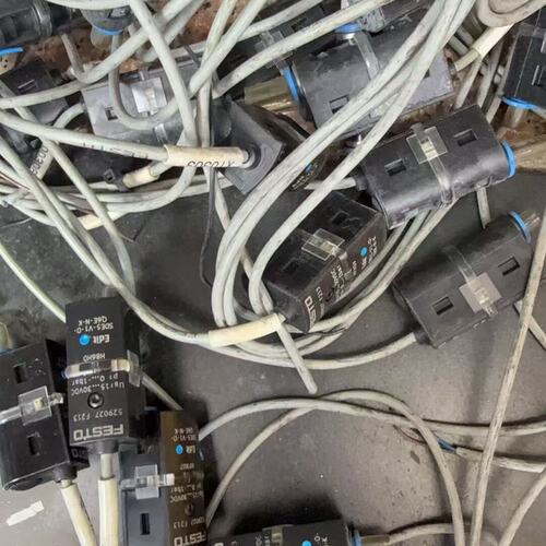 议价FESTO压力传感器SDE5-V1-O-Q6E-NSDE5V1OQ6EN