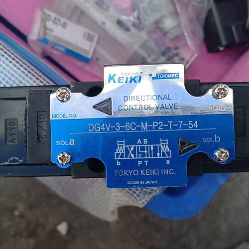 换向阀DG4V-3-6C-M-P2-T-7DG4V-3-2A-M-P2-T-7DG4V-3-2B-M-P2-T-7