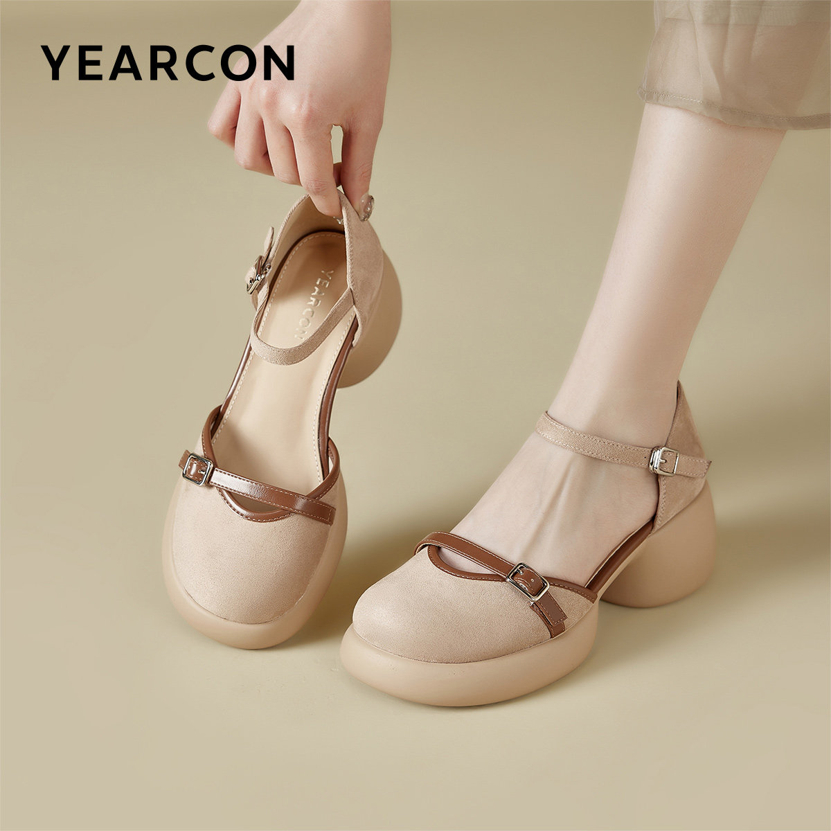 意尔康女鞋夏季仙女风粗跟女士高跟包头凉鞋法式外穿配裙子一字带