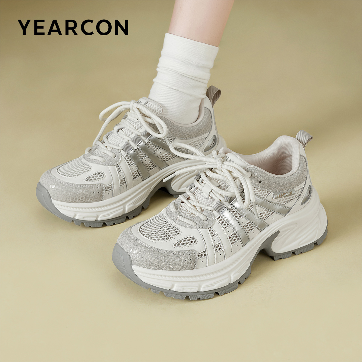 意尔康女鞋老爹鞋厚底网面透气