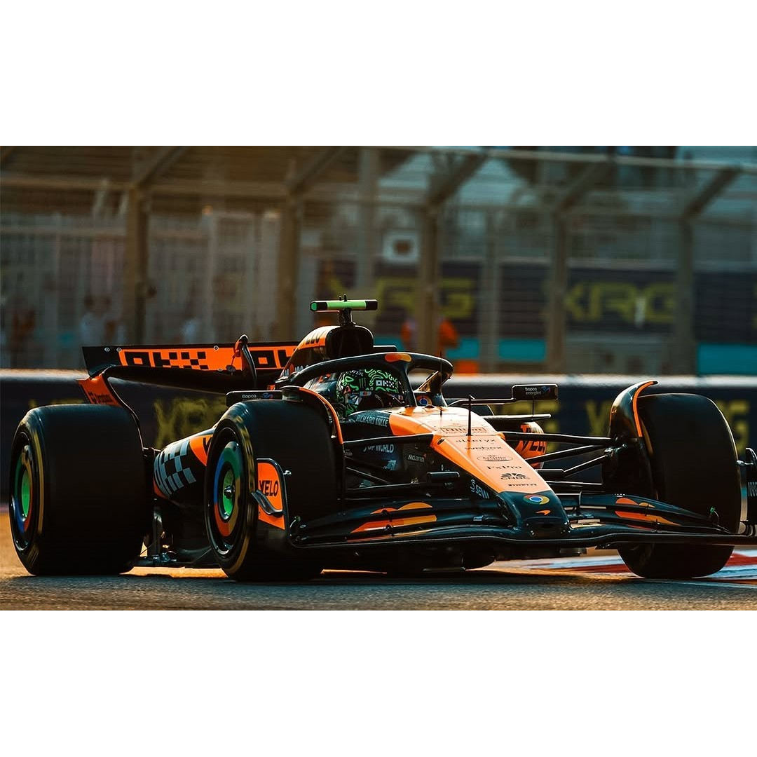 预1:12 Spark皮亚斯特里诺里斯迈凯伦MCL38阿布扎比站2024 F1车模
