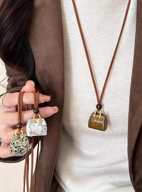 韩国绒绳虎眼石包包项链女小众设计感毛衣链秋冬长款吊坠配饰