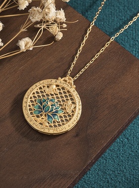 中国风鎏金烧蓝景泰蓝珐琅彩绘莲花和田玉圆牌玉佩挂件复古项链女