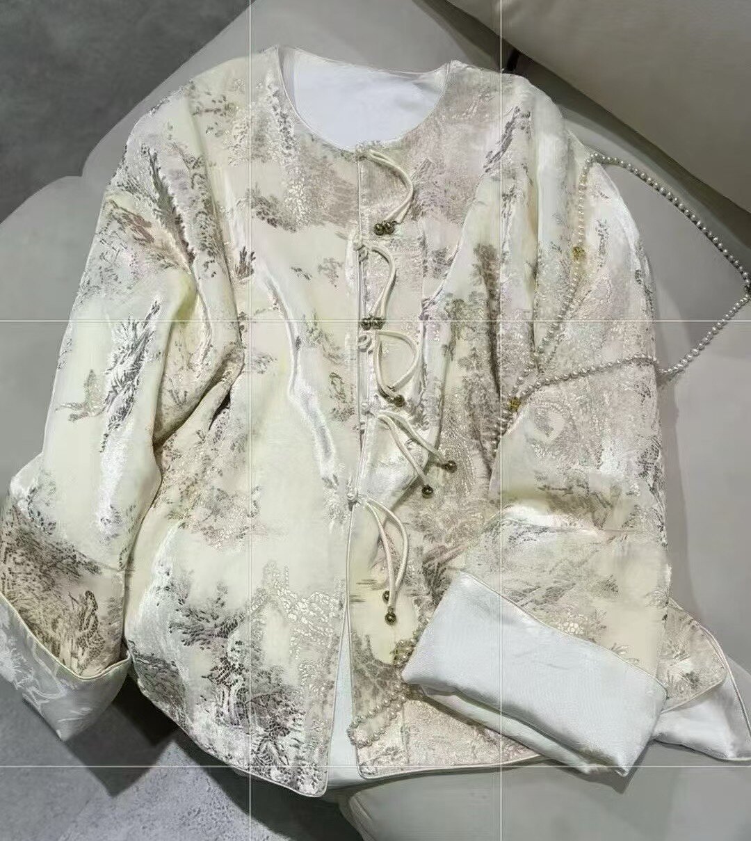 私信询价 秋季新款小众设计感毛衣羊绒上衣外套皮衣半裙长裤0925