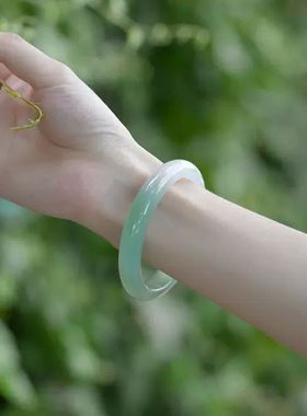 天然玉髓手镯半山半水冰种远山黛玛瑙玉镯渐变青绿色玉镯女送礼