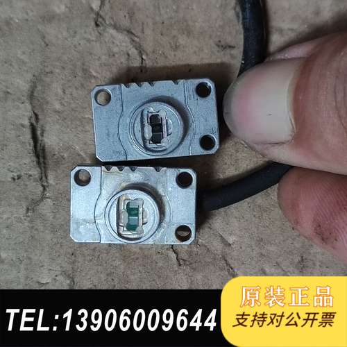 RENISW 雷尼绍光栅尺读数头   AT0M2D1-0需问价