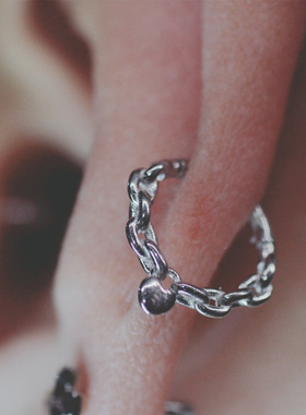 欧美ins风爱心耳骨环复古1.2粗杆铆钉镂空ROOK耳环女小众朋克风