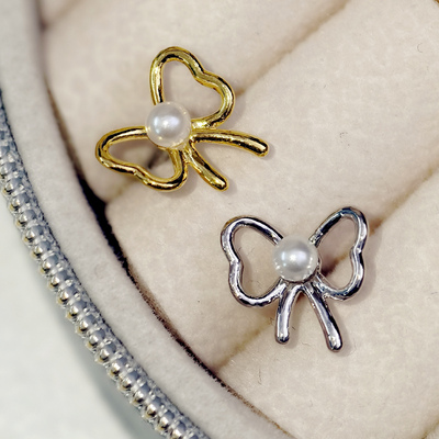 蝴蝶结造型小清新耳骨钉