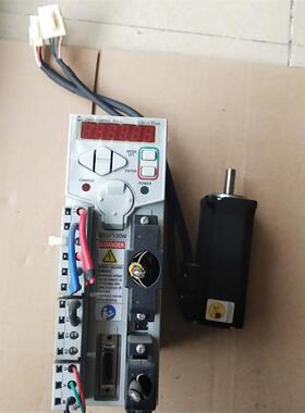 100W伺服电机驱动器 2003-CSD3-01BX2/2004-RZ01BA1AN3 包好