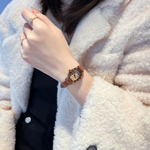 聚利时2025新款轻奢小众日韩腕表