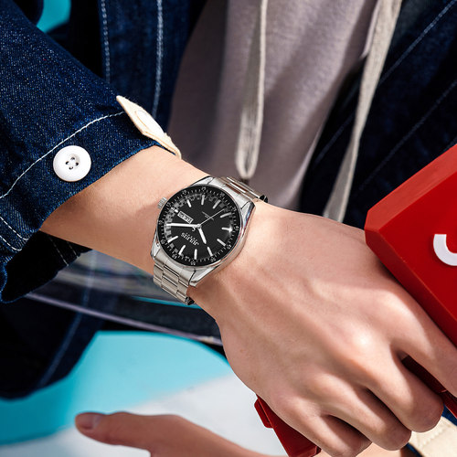 正品商务休闲名牌石英腕表