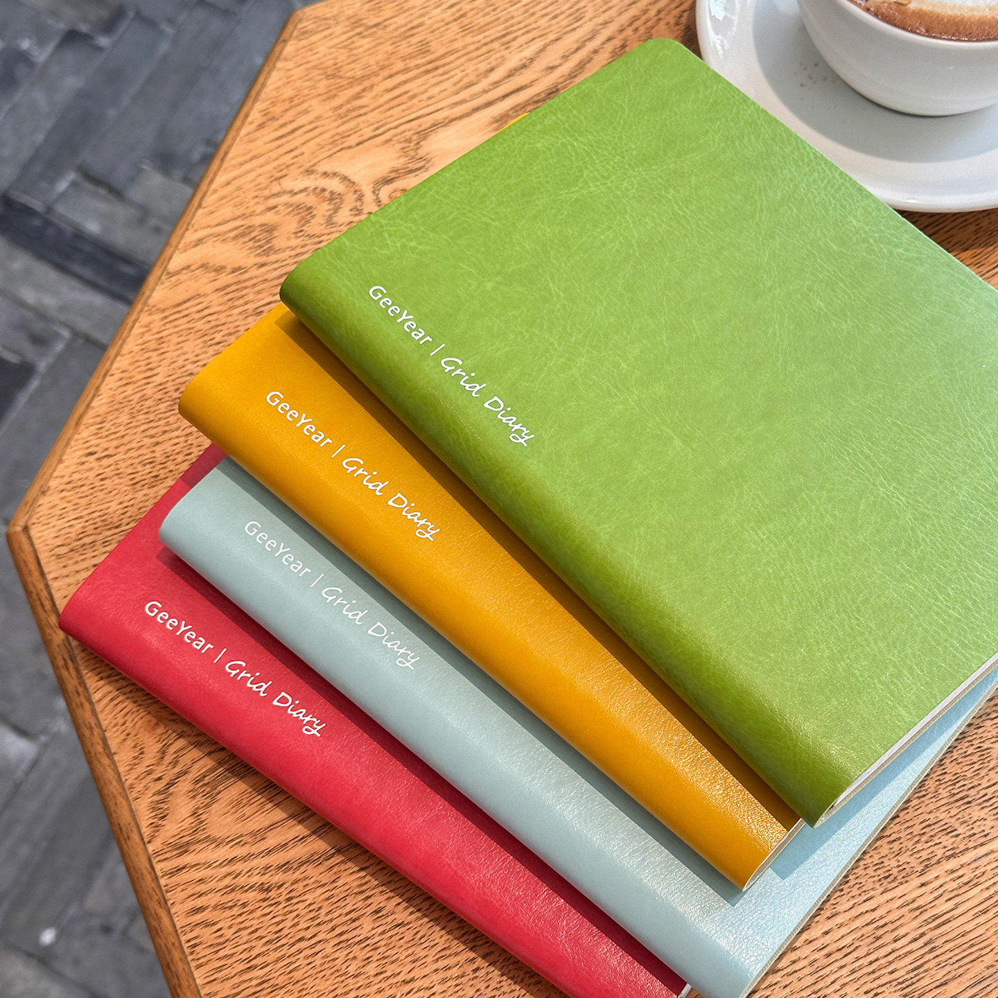 A5光面基础方格本 网格软皮本皮面简约手账本日记本格子本手账文艺ins风简约笔记本子高颜值大学生加厚记事本