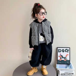 法国Uamtor女童秋冬套装2025韩版夹棉马甲加绒裤子加厚毛衣三件套