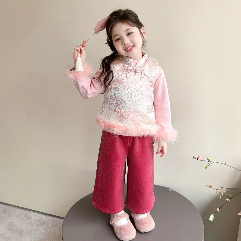 法国Uamtor新中式汉服拜年服套装