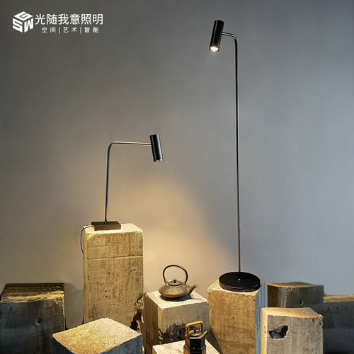 落地灯变焦调光高级感茶极简立式