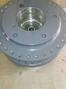 GFT80T3B185佳木斯200挖掘机行走减速机钢板焊接外壳圆柱减速机