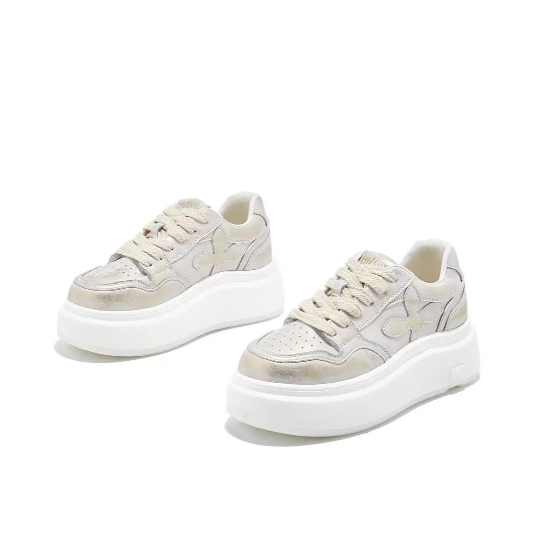 真皮新中式休闲小白鞋女2025春夏新款透气平底四叶草学生运动鞋