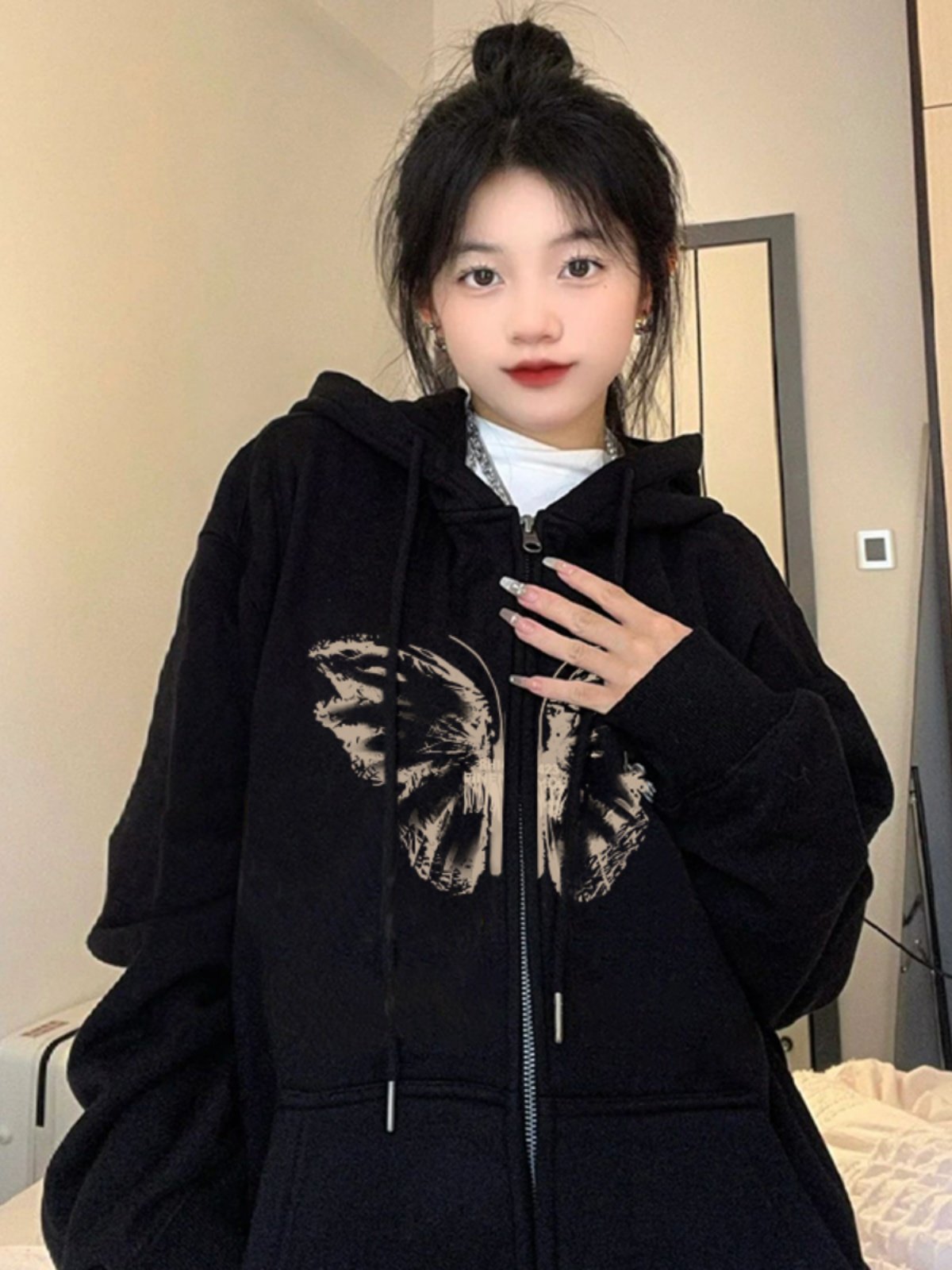 女大童外套春秋款2023新款洋气卫衣初中生中长款加绒黑色开衫冬装