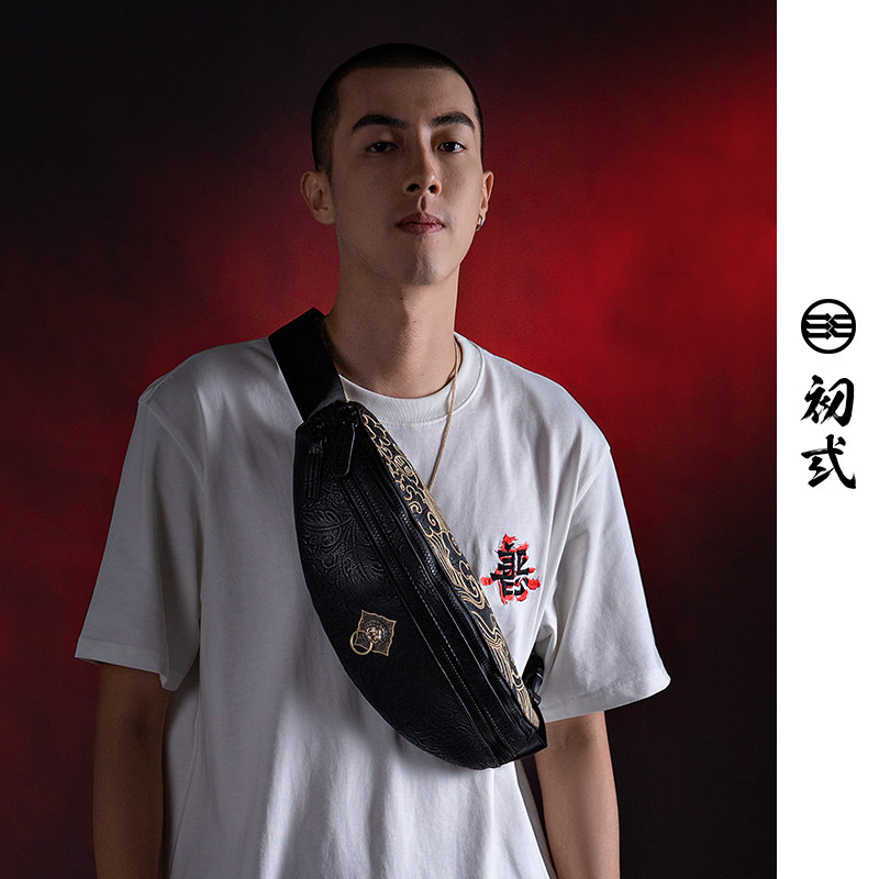 初弎狮子头 中国风潮牌刺绣腰包个性街头嘻哈小包男女斜挎包43154