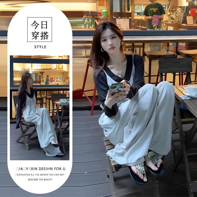 慵懒风V领烟灰色长袖上衣搭配设计感宽松遮肉显瘦垂感背带裤长裤
