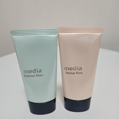 日本Media媚点嘉娜宝妆前乳30g提亮肤色遮瑕保湿隐形毛孔妆前乳液