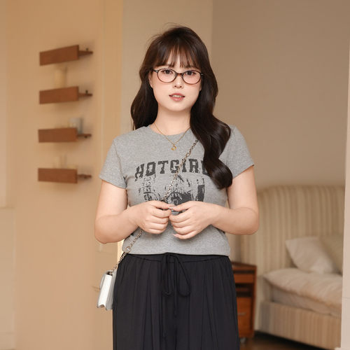 慕翎大码女装夏季复古短袖T恤胖MM字母印花修身显瘦百搭通勤上衣