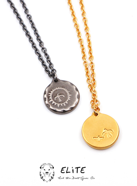 钛钢复古太阳鸟圆饼项链