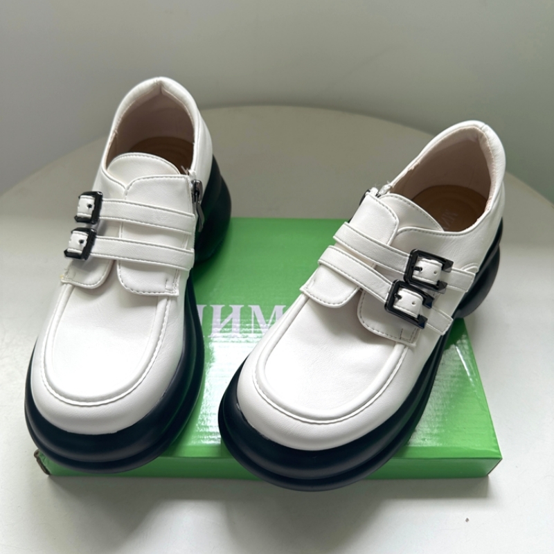 外贸源单大码学院风圆头小皮鞋