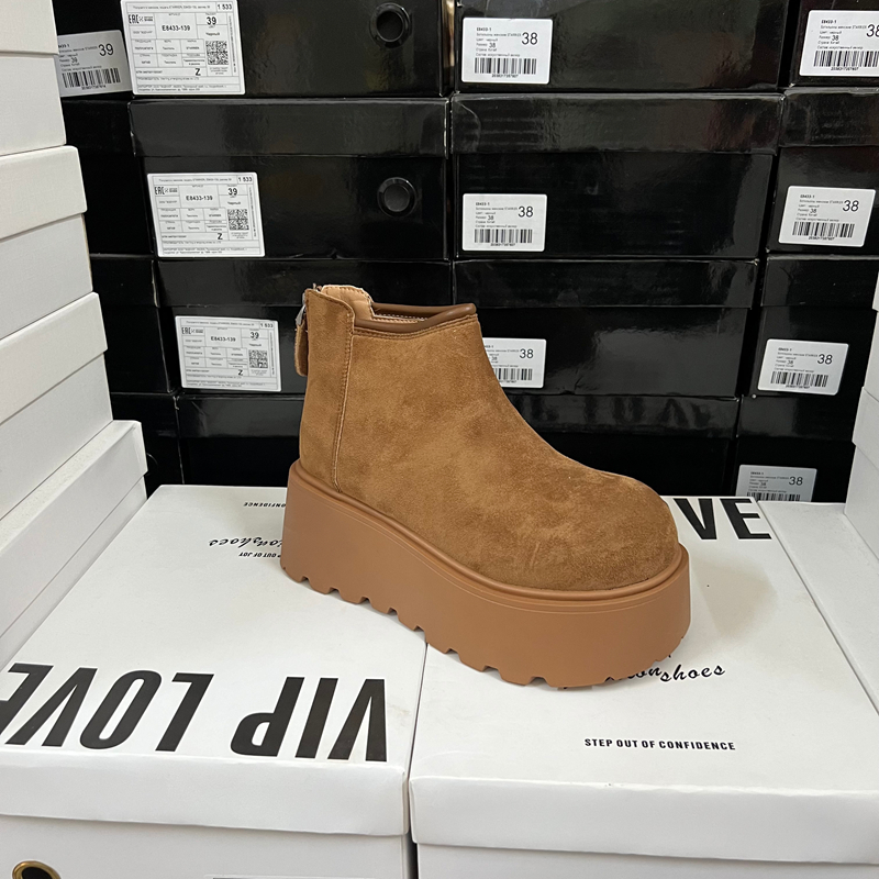 专g撤柜断码捡漏时尚女鞋英伦风圆头厚底雪地靴加绒保暖短靴