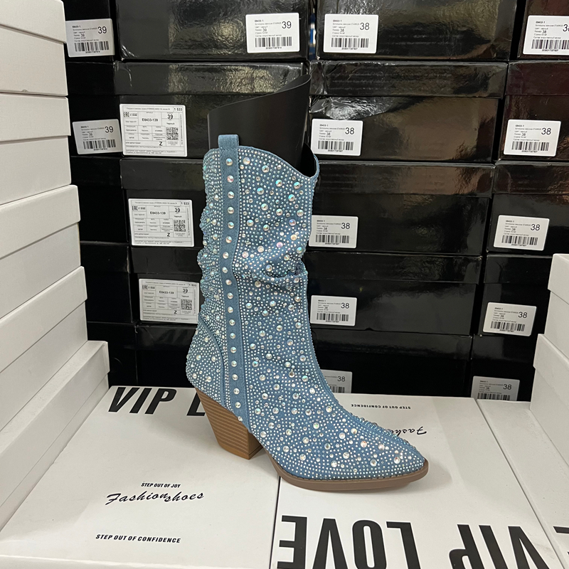 外贸原单出口断码捡漏时尚女靴尖头粗跟满钻中筒靴子
