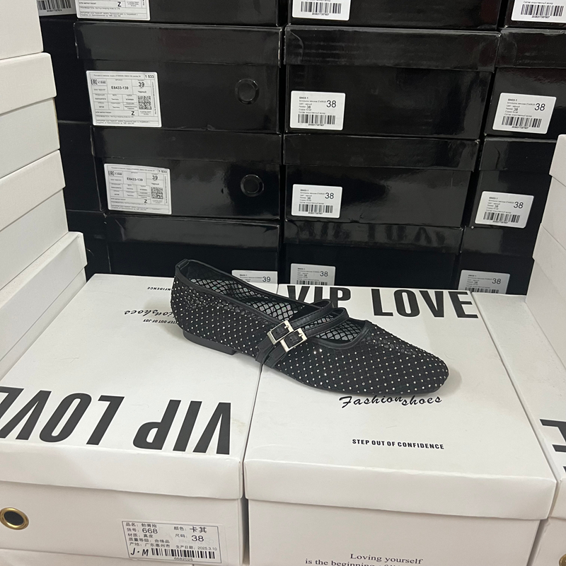 商场撤柜断码捡漏镂空渔网玛丽珍鞋女圆头平底一字扣带单鞋