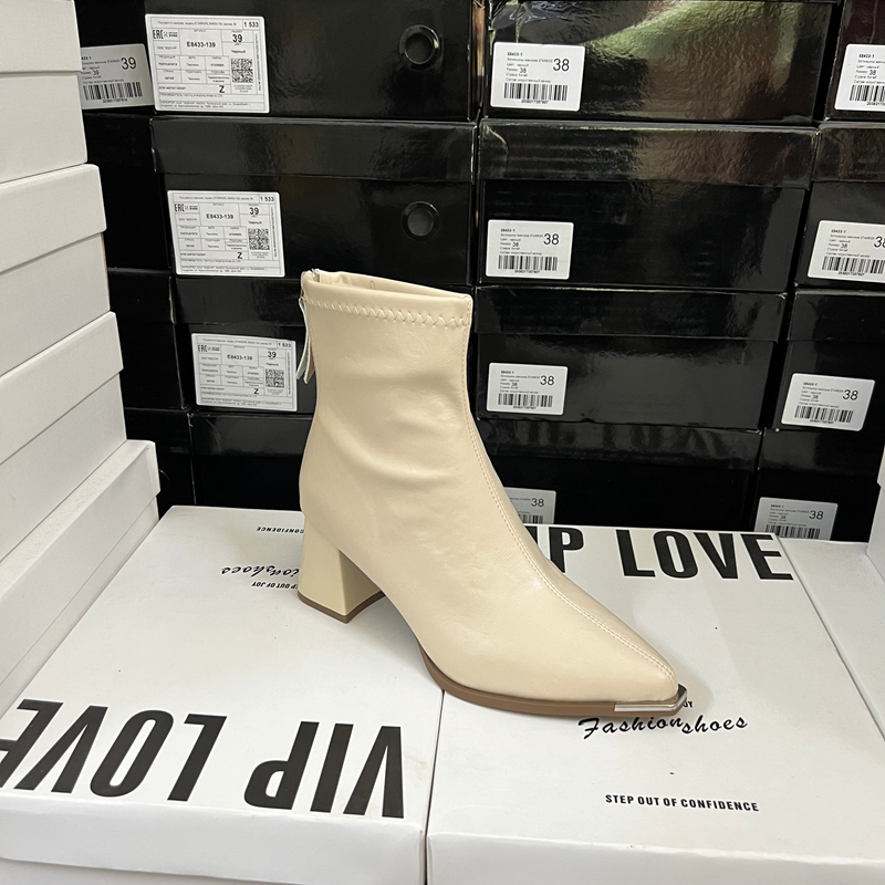 外贸原单出口时尚女鞋尖头粗高跟后拉链瘦瘦短筒靴