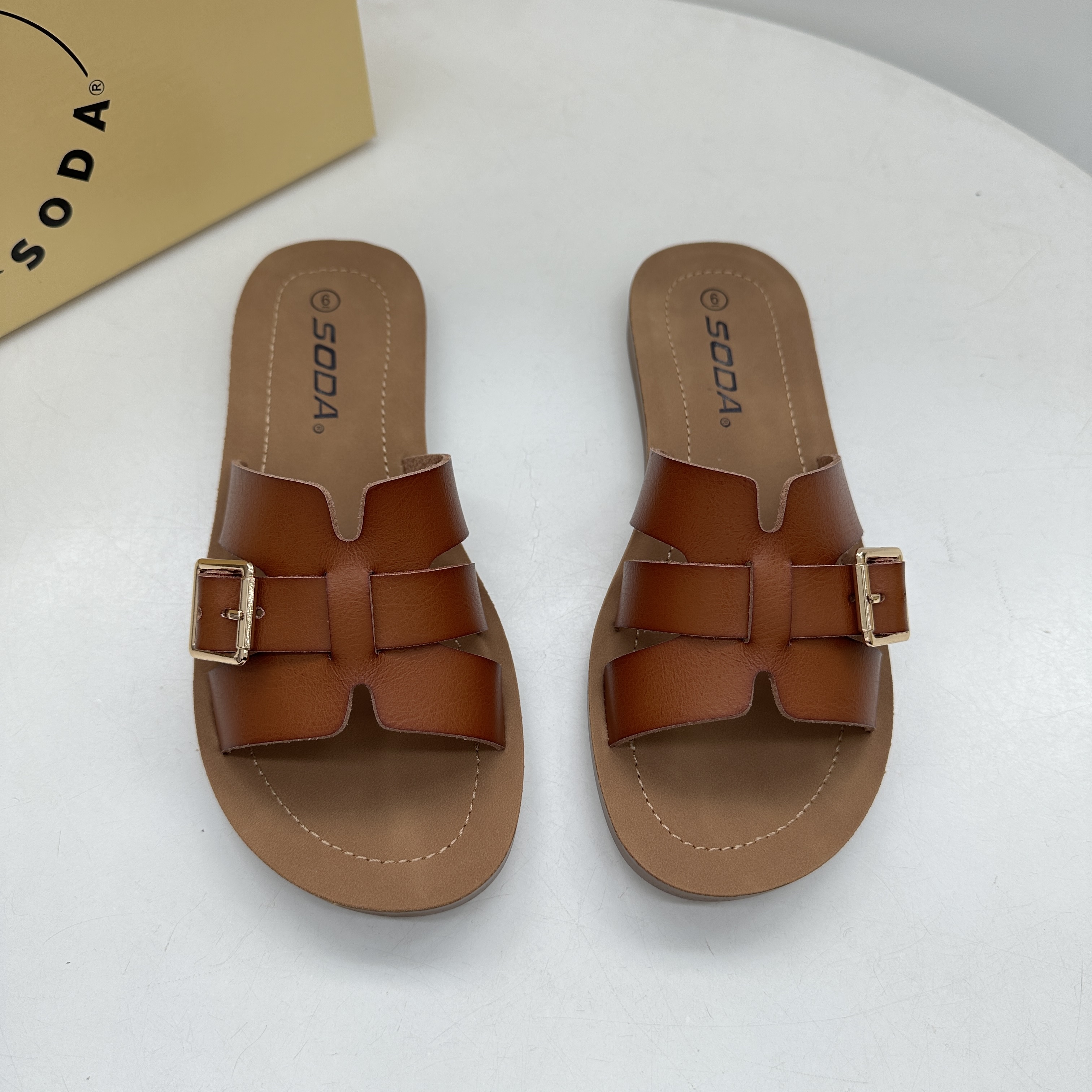 外贸大码真皮舒适耐磨平底一字拖