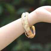 特价 福利纯手工精雕手镯天然羊角镯女款 手环镯子送女友礼物