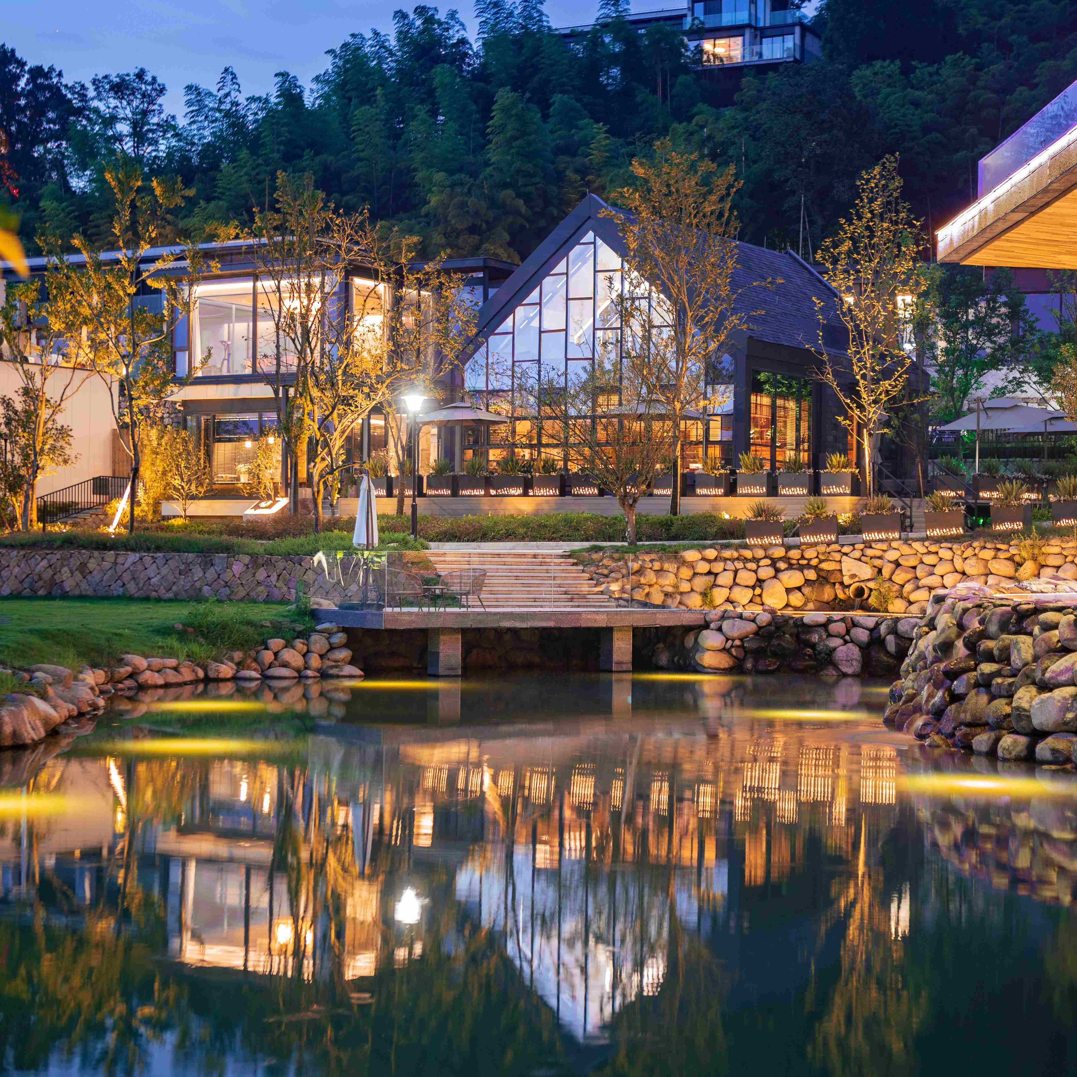 安吉私汤庭院酒店：双卧别墅699元含私汤+围炉煮茶