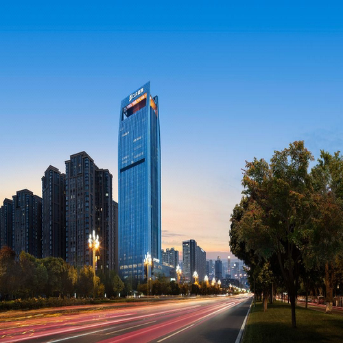 城南天府大道新地标， 一览处于动态中的城市美景 近地铁站，交通便利 周末可用，全程不加价 2晚可拆分