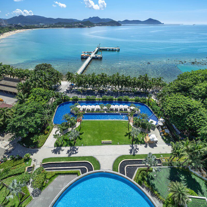 180度全海景房2晚+双人自助晚餐一次+每日双人自助早餐+海景泳池