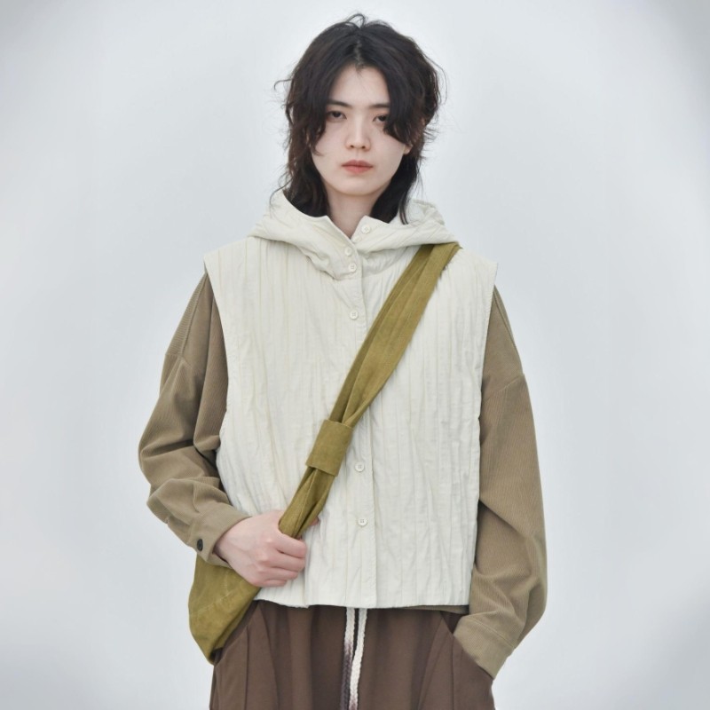 秋冬个性复古连帽肌理夹棉马甲女