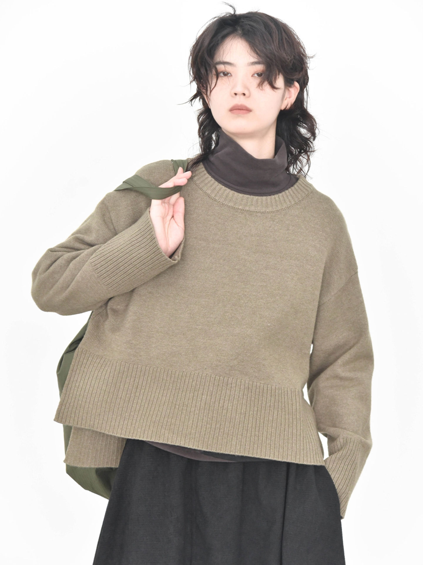 童颜阁秋冬极简叠穿素色廓形松弛感毛衫个性针织衫宽松套头毛衣女