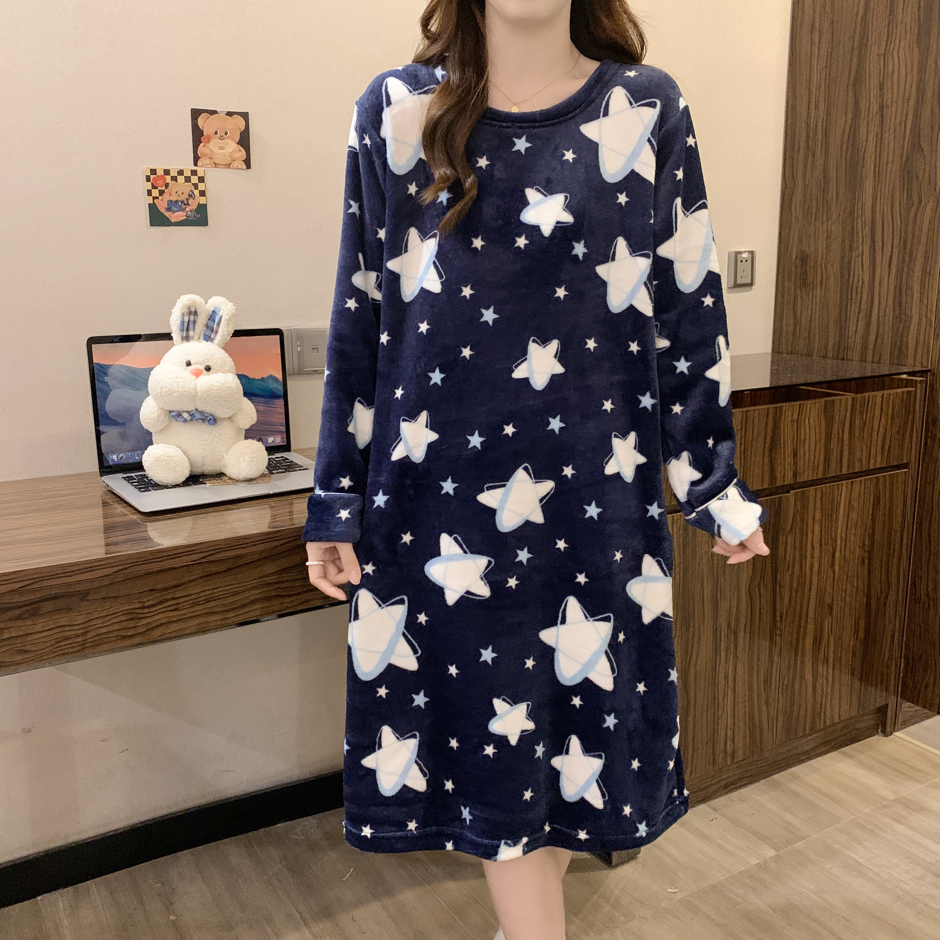 冬季珊瑚绒睡裙女中长款秋冬加厚加绒睡衣裙大码孕妇冬天2025新款