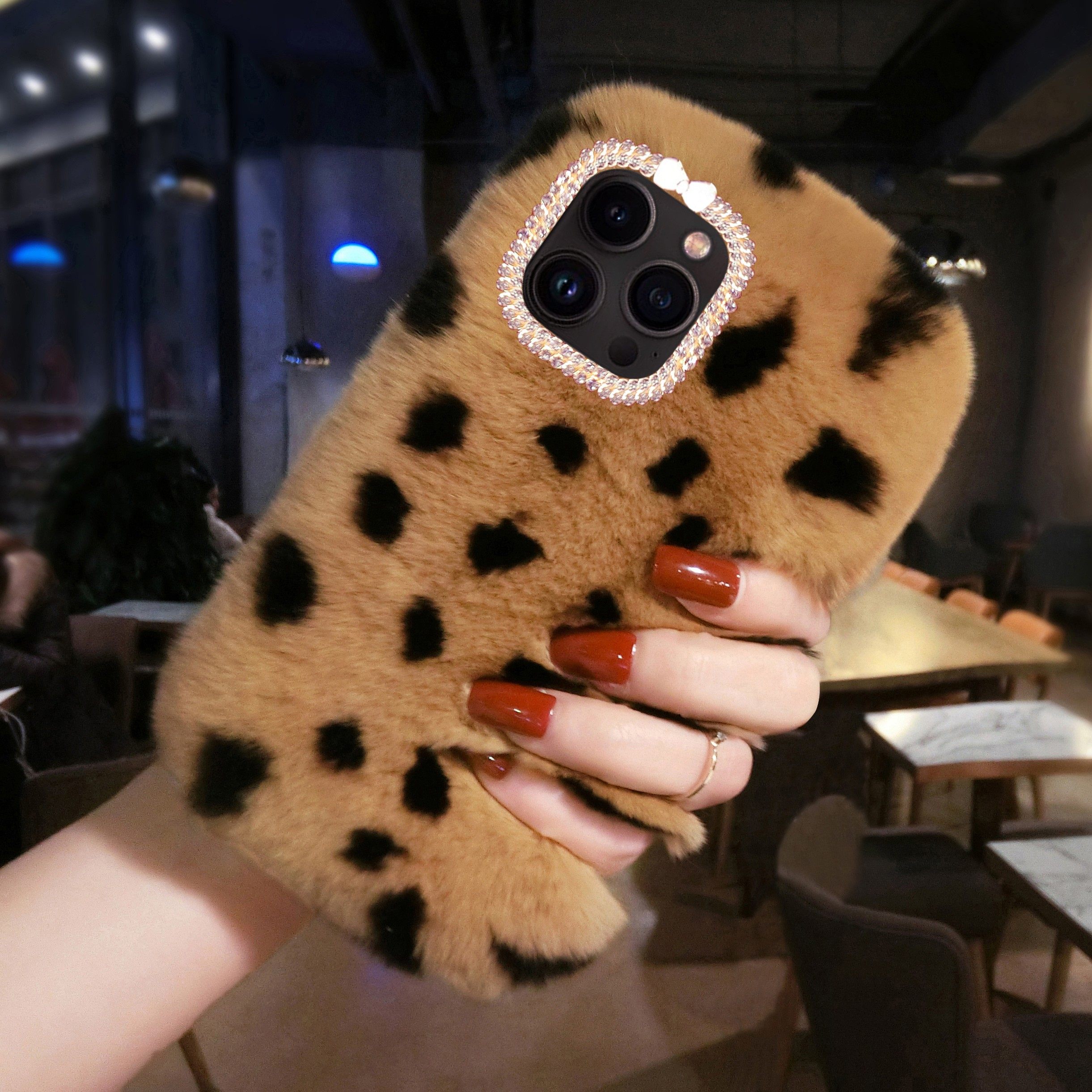 苹果17豹纹獭兔毛绒手机壳iphone16promax真皮毛茸15plus带钻14闪