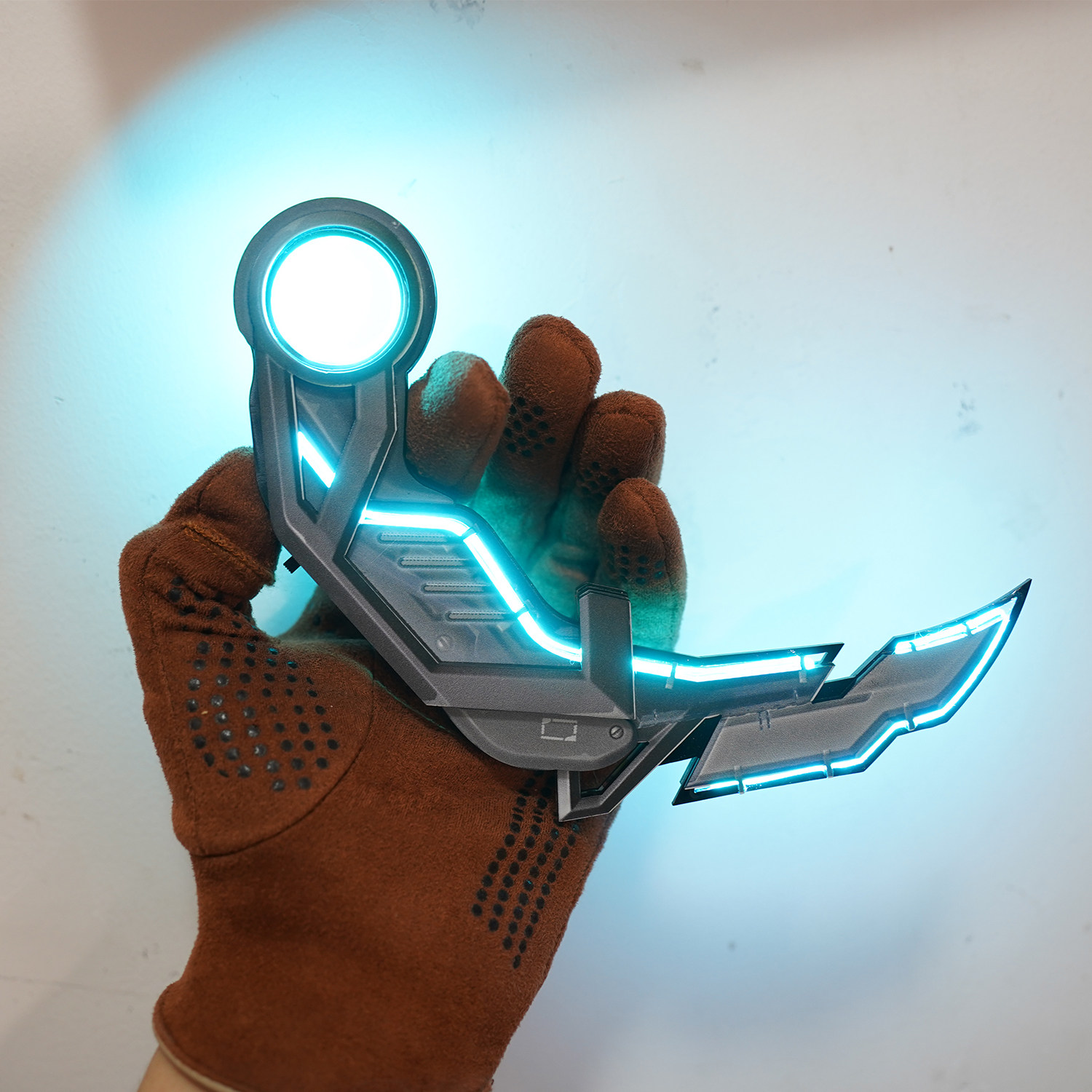 瓦罗兰特显卡爪刀模型