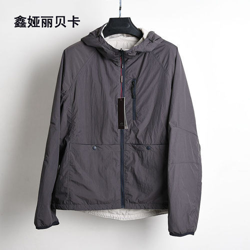 鑫娅丽贝卡休闲常规两面穿薄棉服