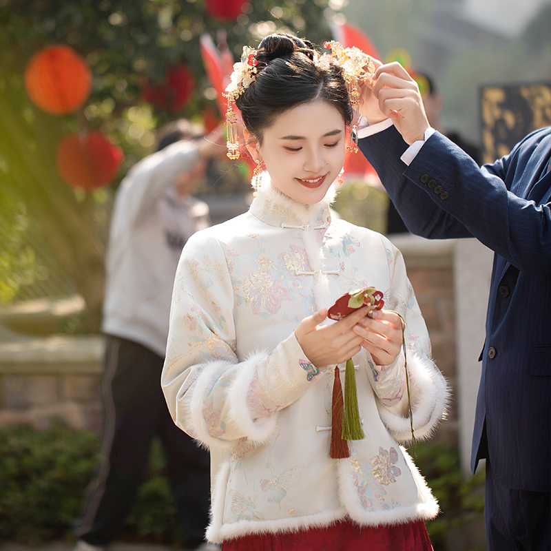 时光裁剪|灼灼 中式敬酒服马面裙套装冬季新款回门订婚拜年棉服女