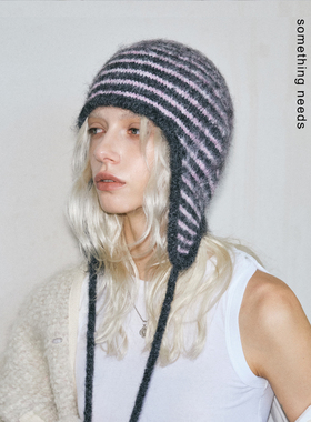 郑佰万 小众针织条纹带绳护耳帽女保暖御寒雷锋帽秋冬个性毛线帽