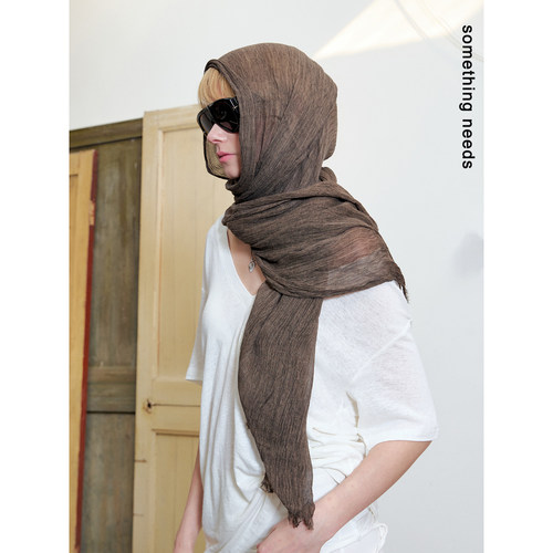 郑佰万时髦废土风褶皱丝巾围巾女