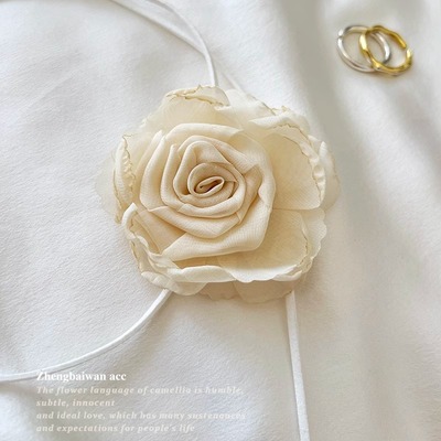 法式浪漫破碎感玫瑰花朵锁骨项链