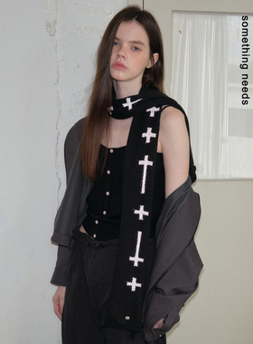 郑佰万 冬季新款辣妹亚比十字架提花针织围巾小众个性百搭围脖潮