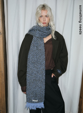 郑佰万 时尚个性千鸟格围巾毛边设计拉风复古加厚蓝色围脖针织潮